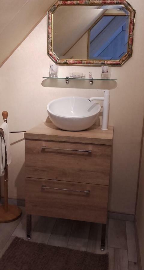 Bed and Breakfast Couloumine breizh Saint-Aignan  Exterior foto